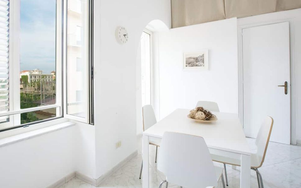 ダイニングルーム 写真