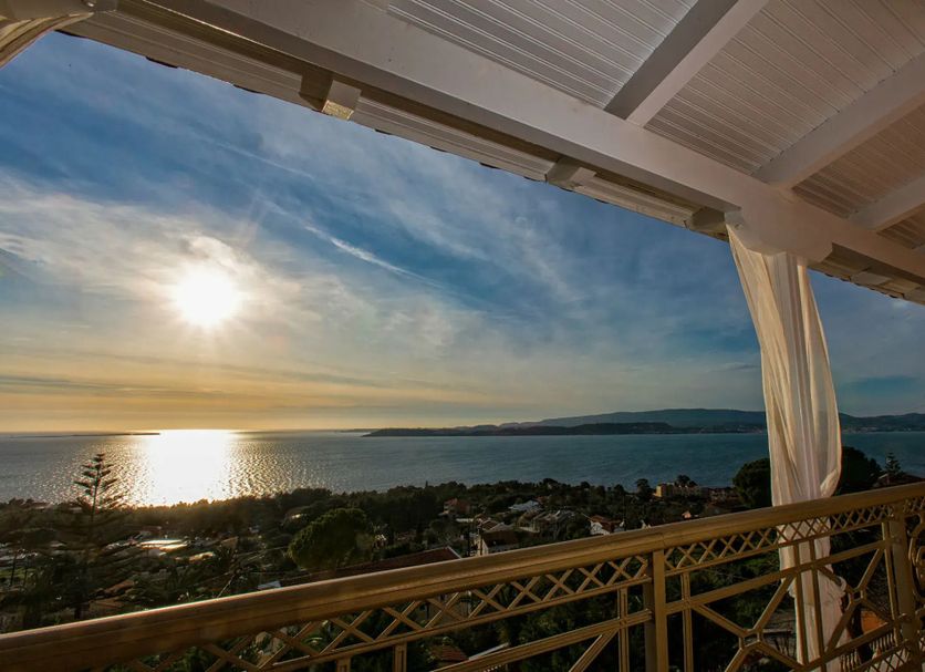 バルコニー 写真