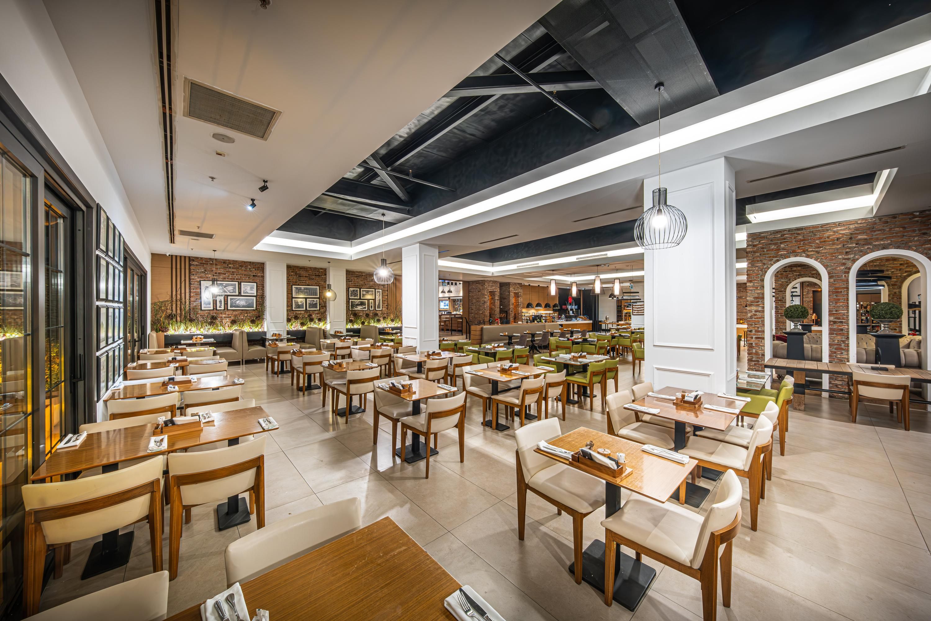 レストラン