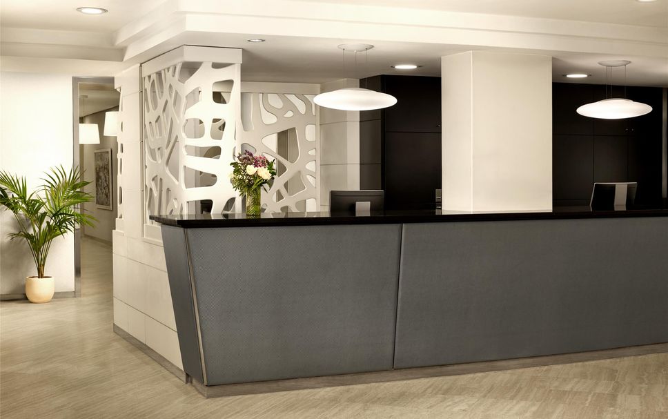 フロントデスク 写真