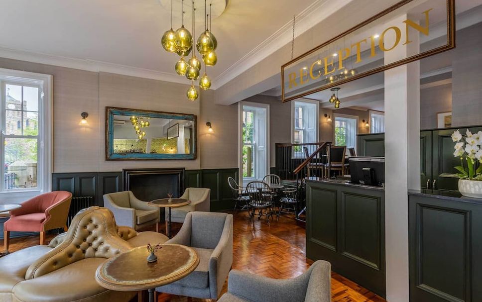 フロントデスク 写真