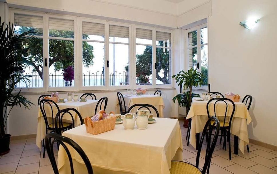 レストラン 写真