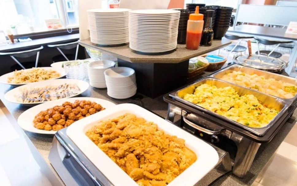 ビュッフェ 写真