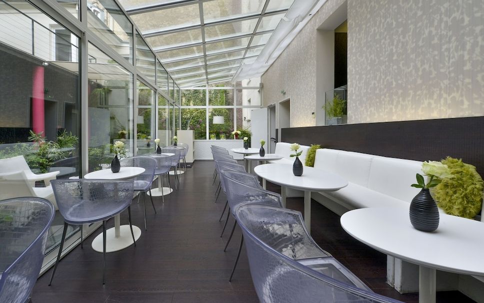 レストラン 写真