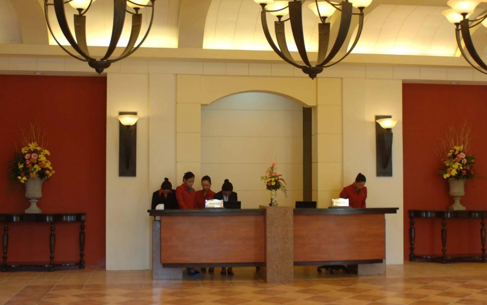 フロントデスク 写真