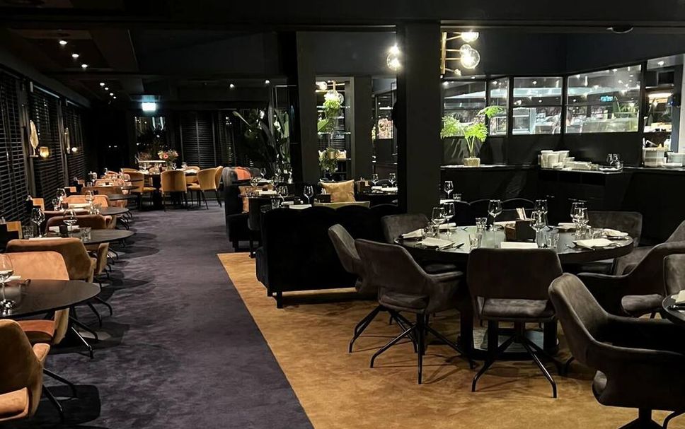 レストラン 写真