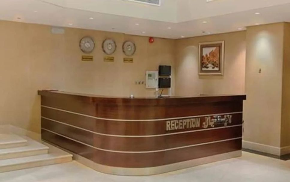 フロントデスク 写真