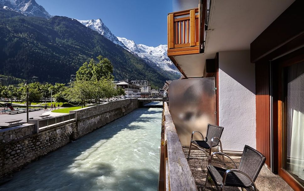 バルコニー 写真