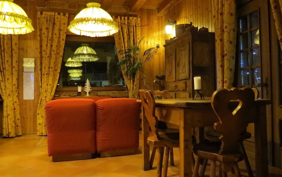 ダイニングルーム 写真