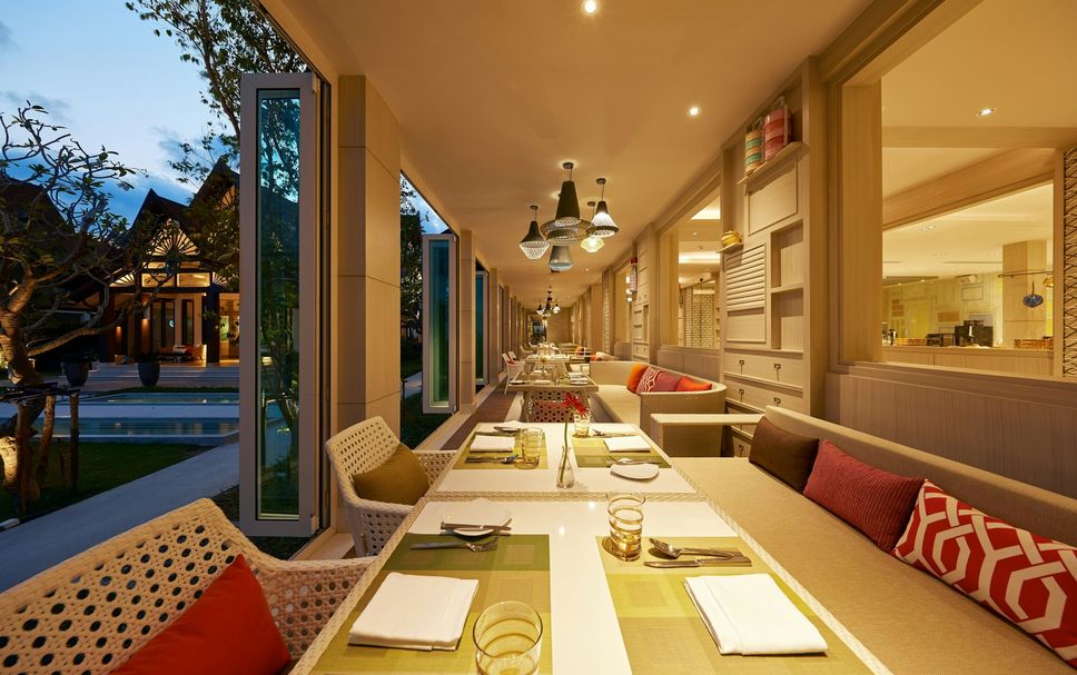 レストラン 写真