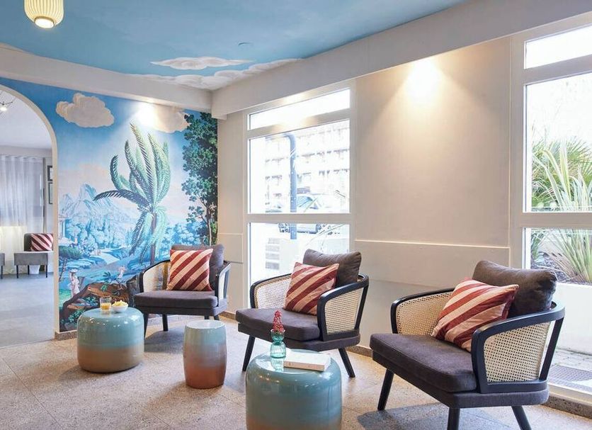 ラウンジ 写真