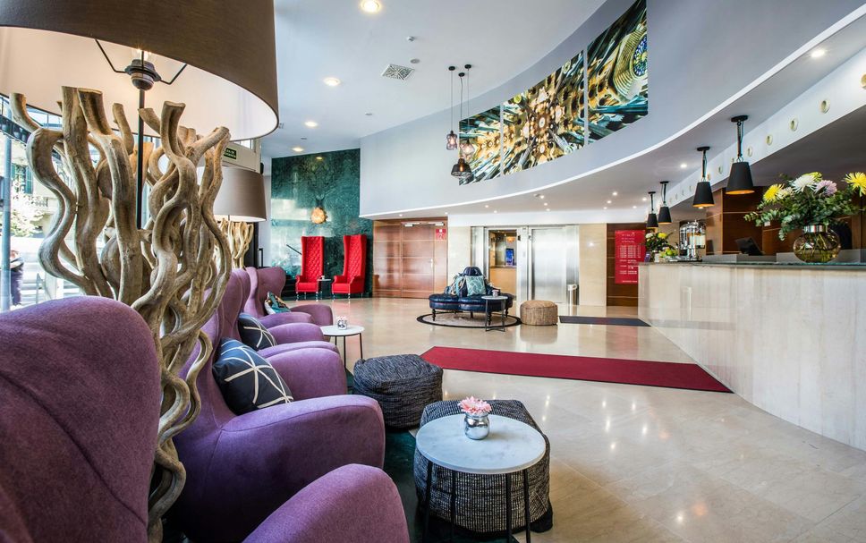 フロントデスク 写真