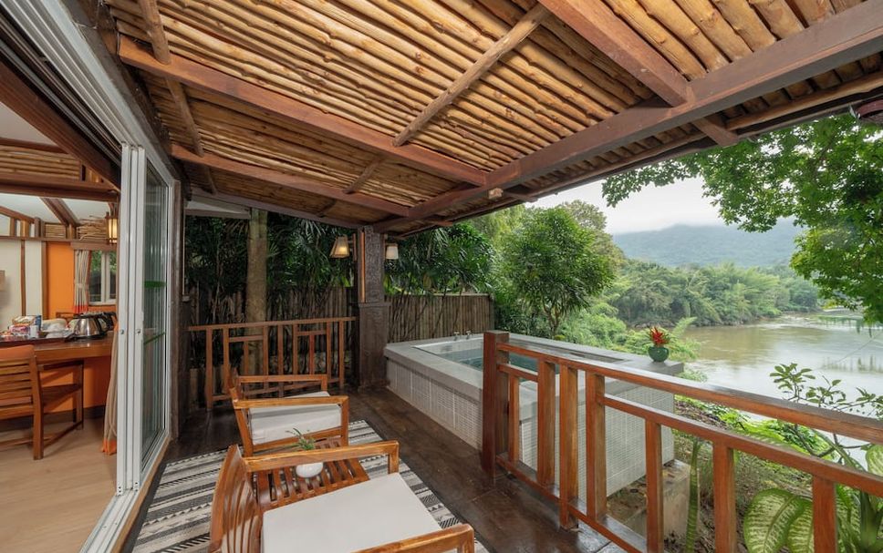 バルコニー 写真