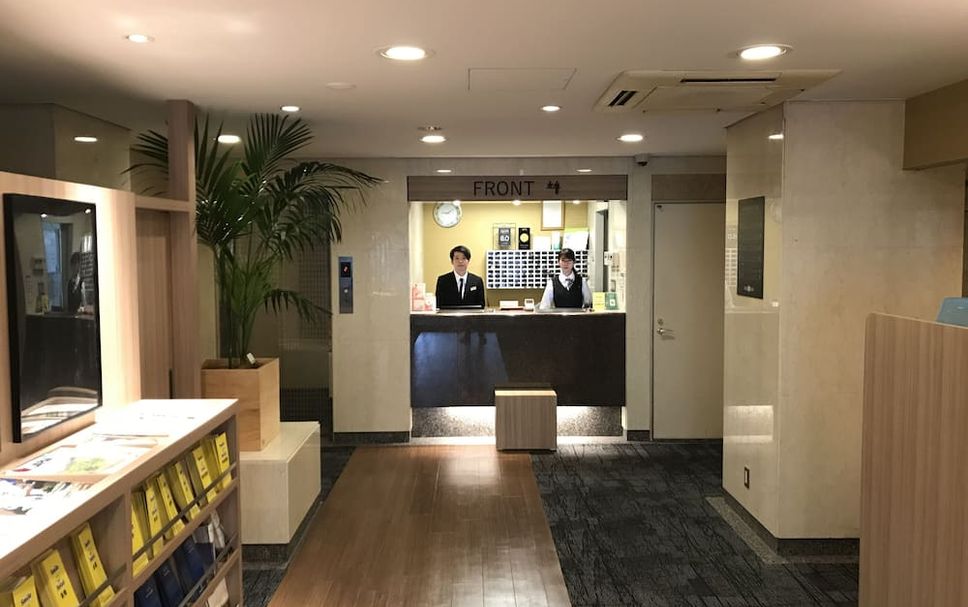 フロントデスク 写真