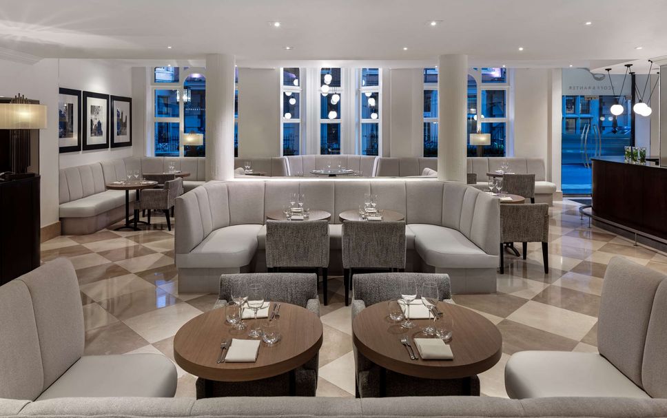 レストラン 写真