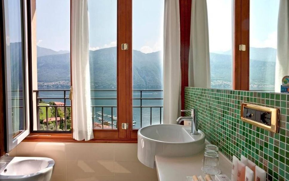 バルコニー 写真