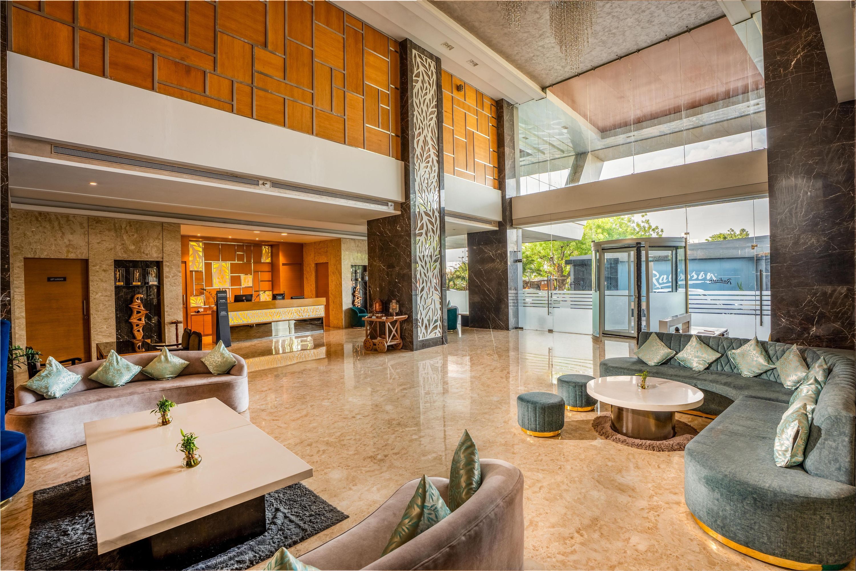 ロビー
