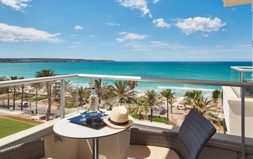 バルコニー 写真