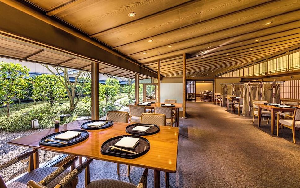 レストラン 写真