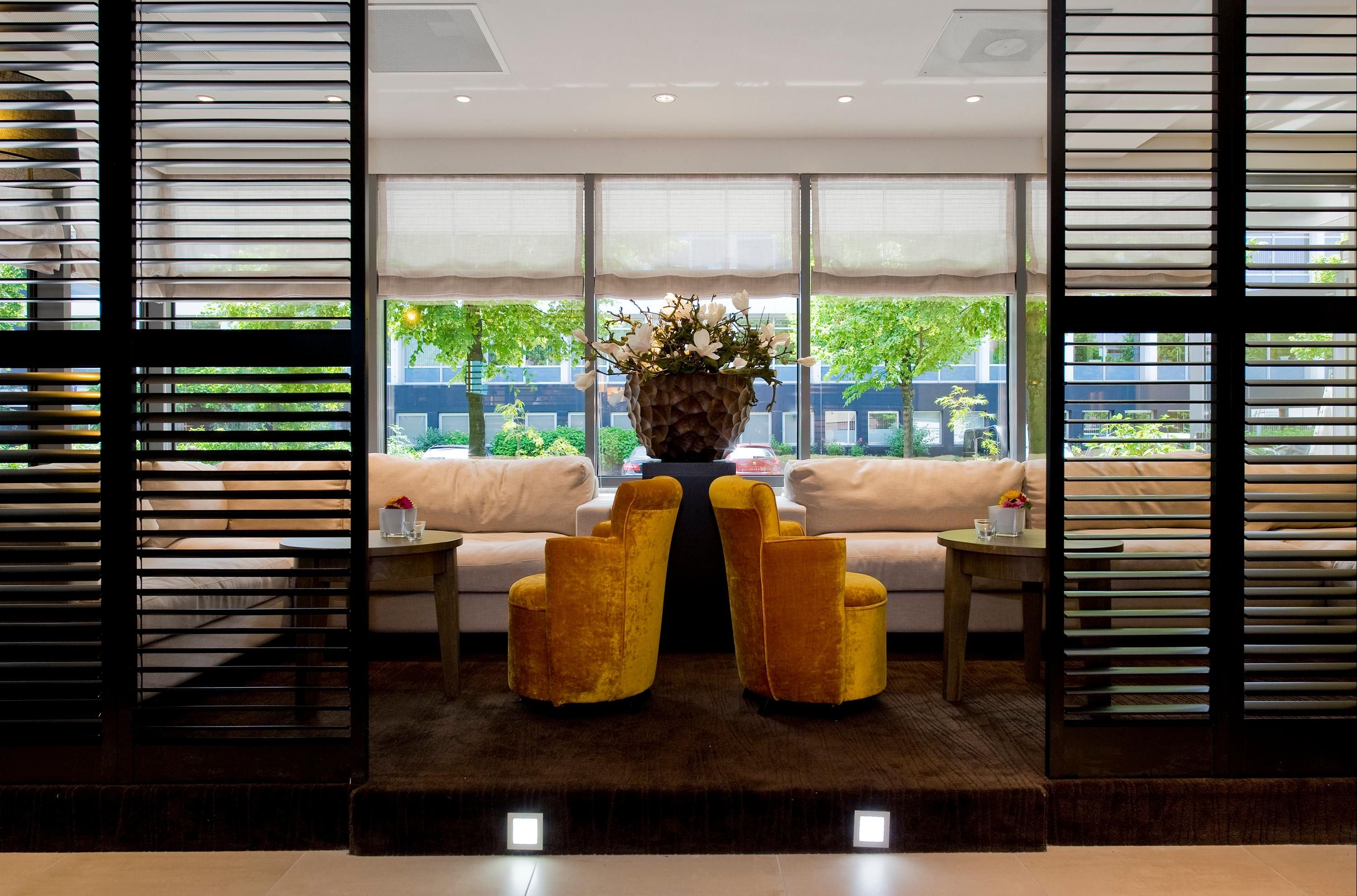 ラウンジ 写真
