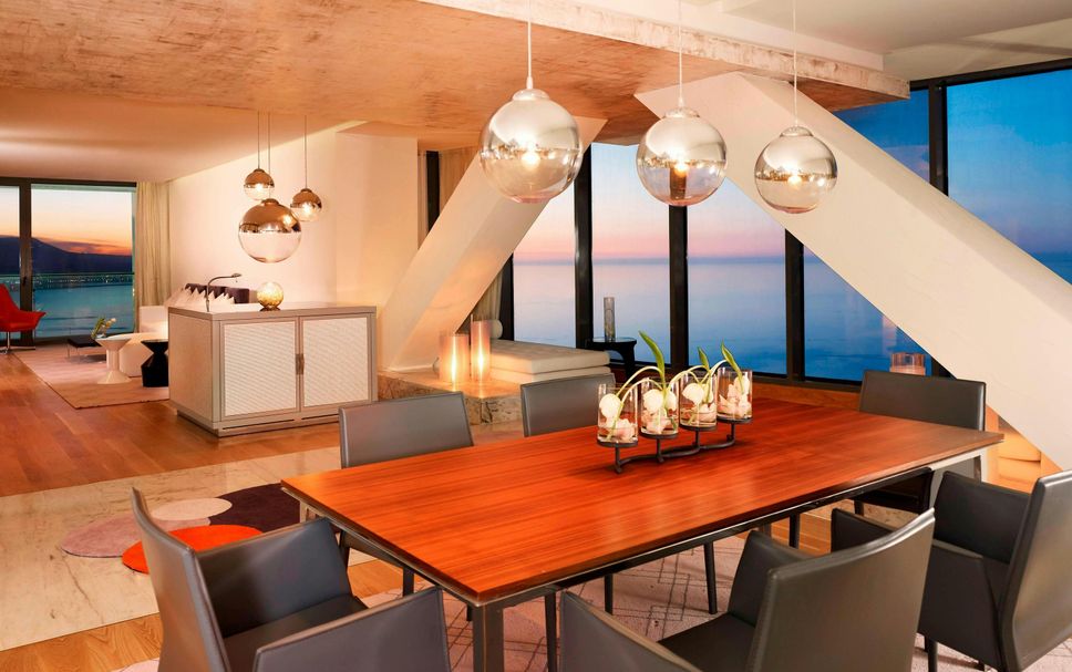 ダイニングルーム 写真