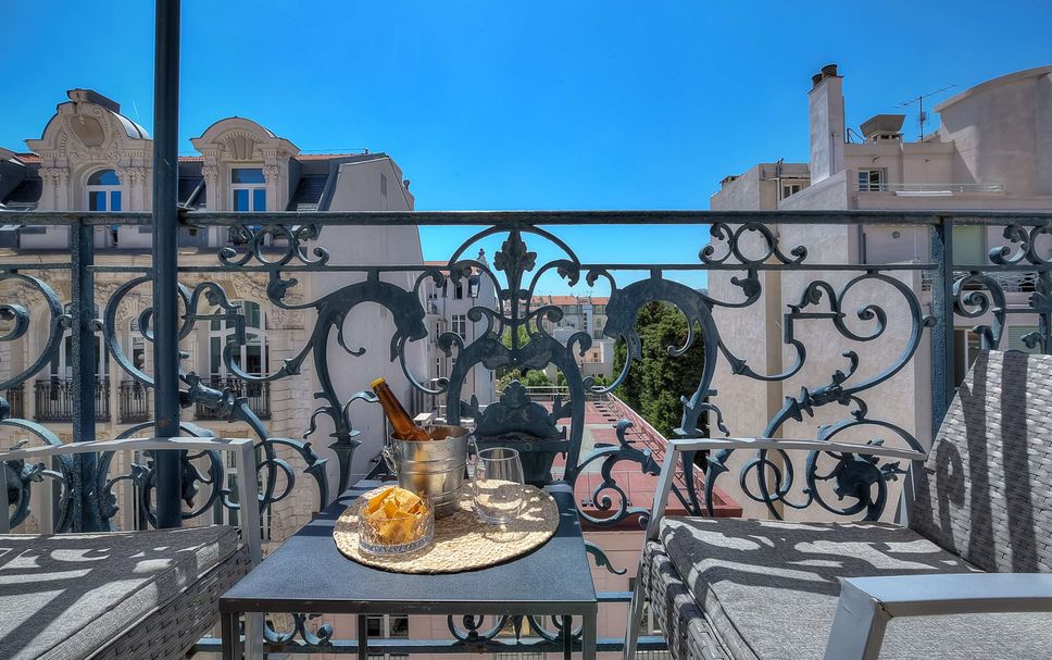 バルコニー 写真