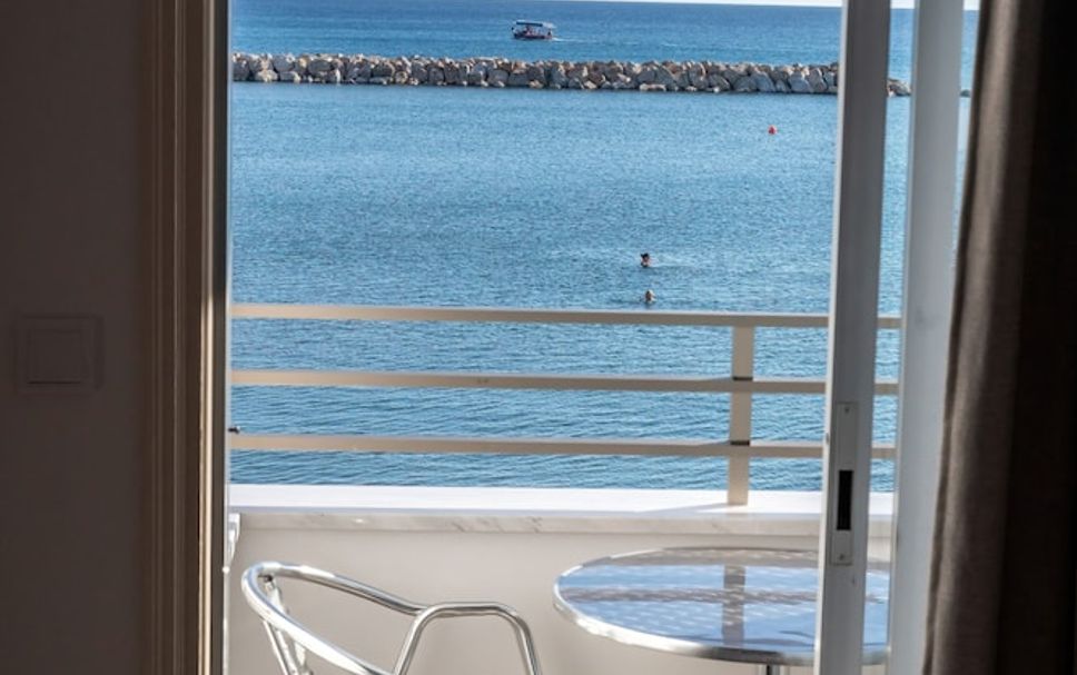 バルコニー 写真