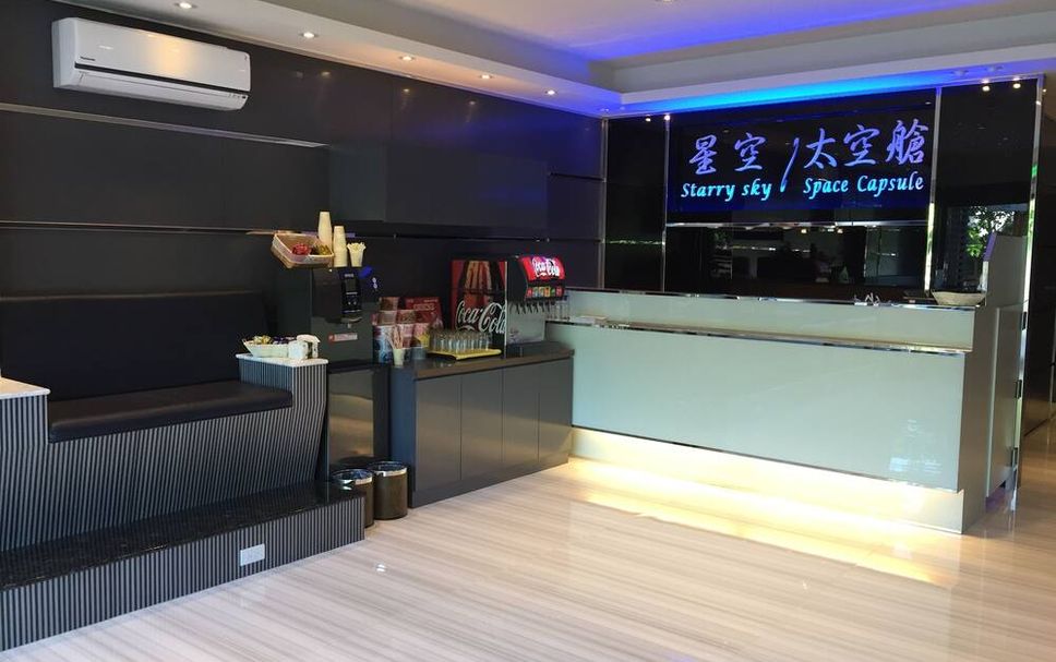 フロントデスク 写真