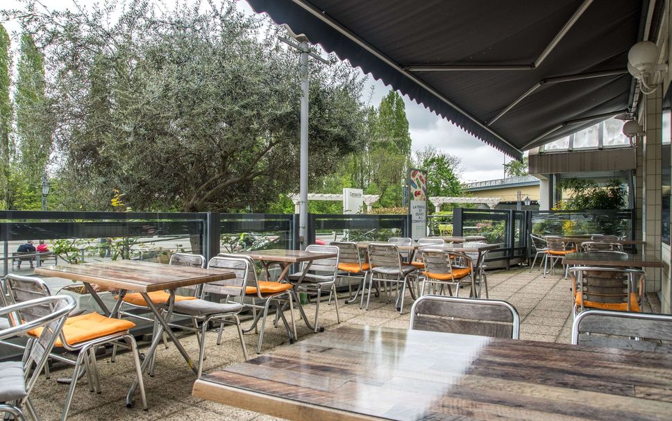 レストラン 写真