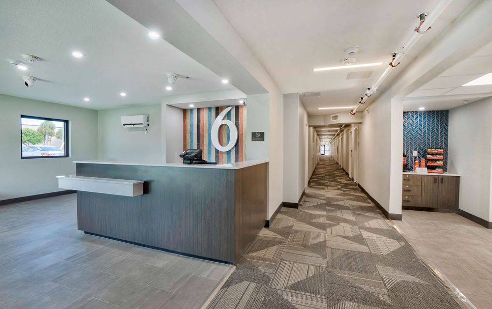 フロントデスク 写真