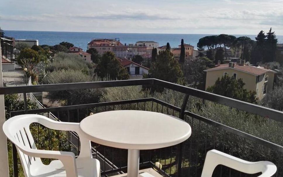 バルコニー 写真