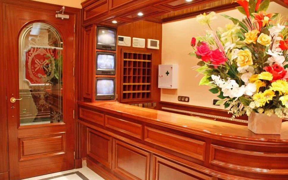 フロントデスク 写真