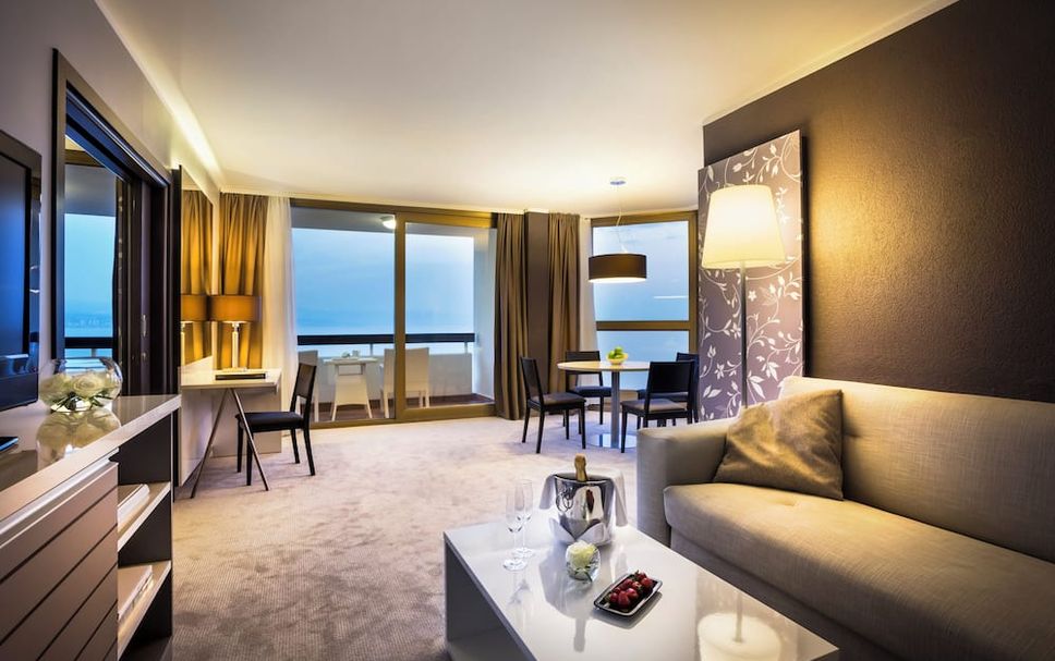 リビングルーム 写真