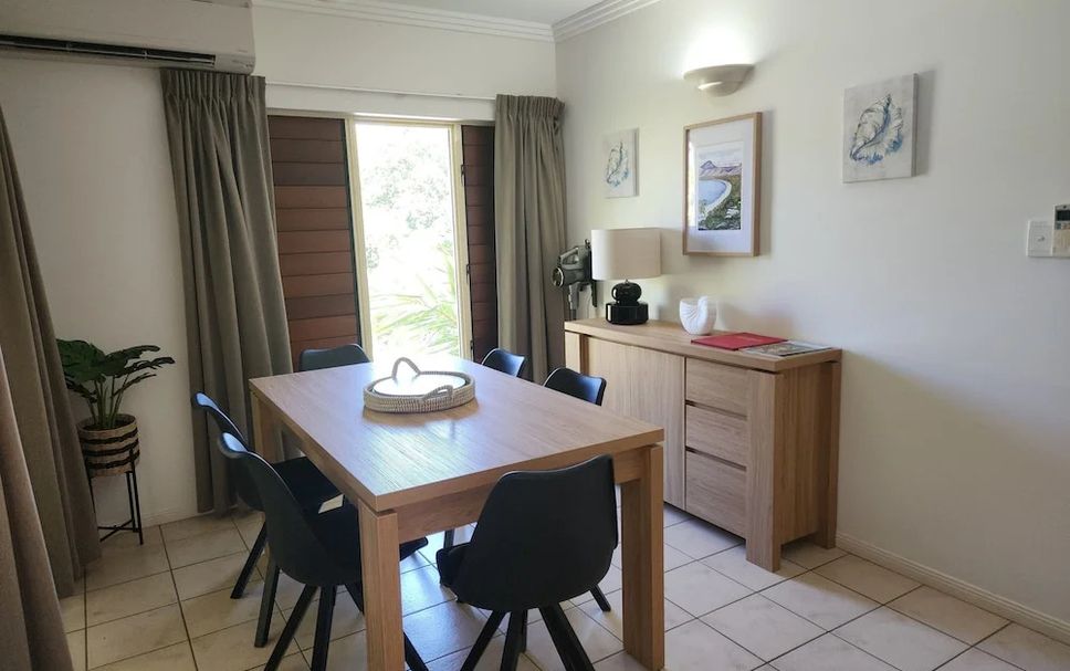 ダイニングルーム 写真