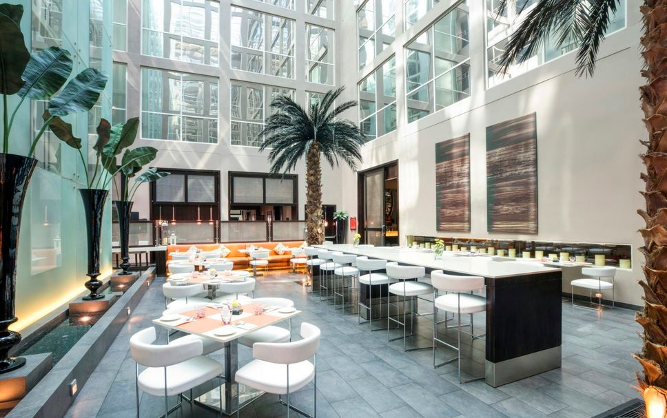 レストラン 写真