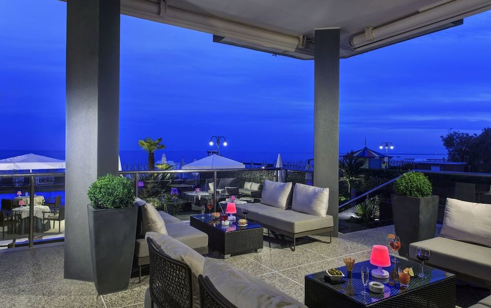 バルコニー 写真