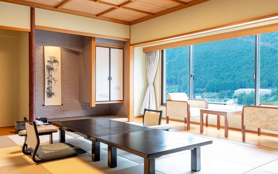 ダイニングルーム 写真