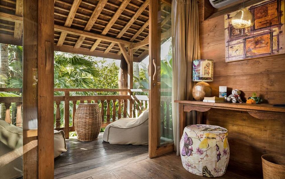 バルコニー 写真