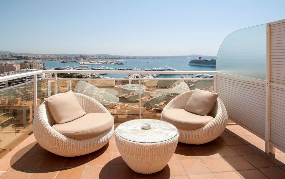 バルコニー 写真