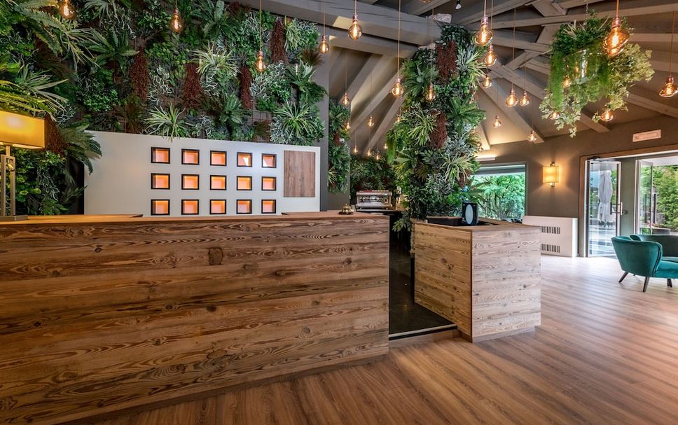 フロントデスク 写真