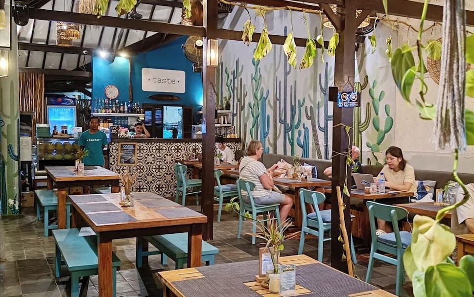 レストラン 写真