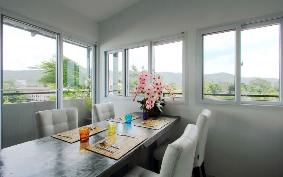 ダイニングルーム 写真