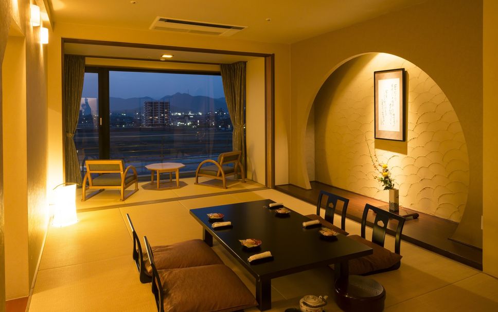 ダイニングルーム 写真