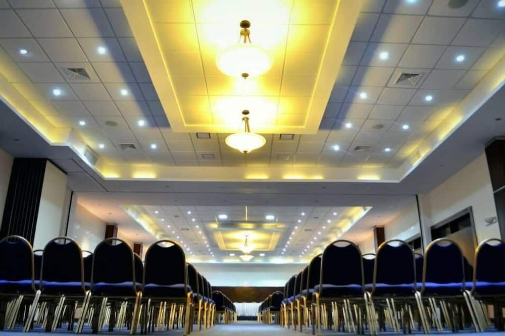 コンファレンスルーム 写真