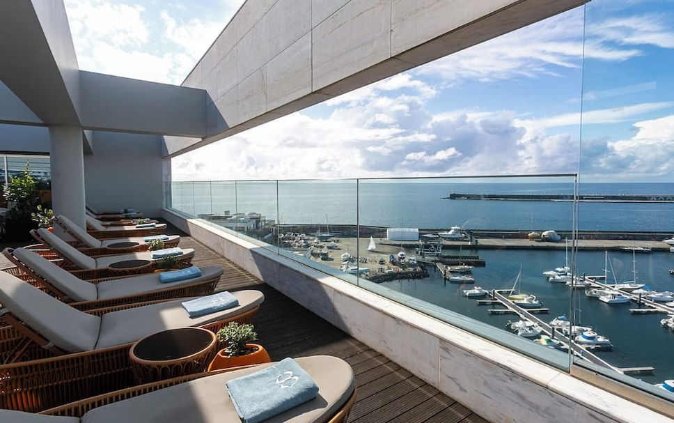 バルコニー 写真