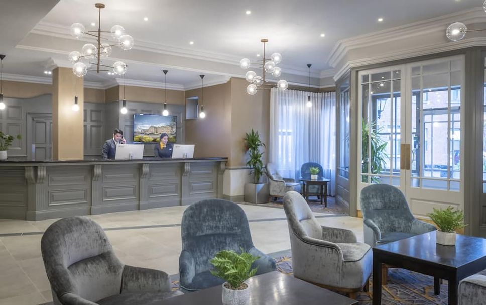 フロントデスク 写真