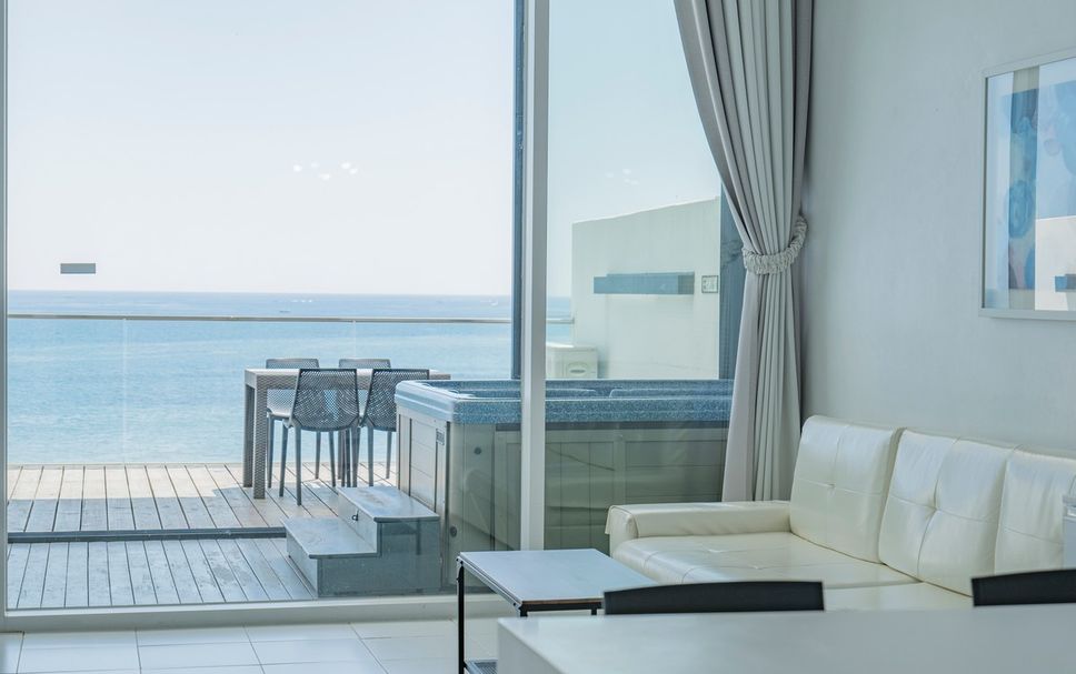 バルコニー 写真