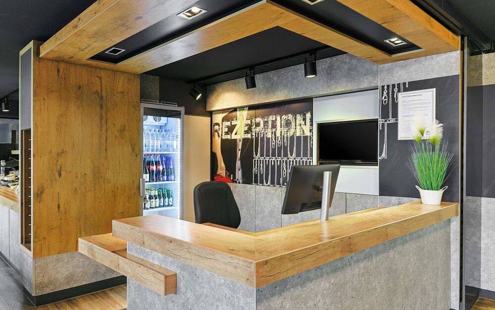 フロントデスク 写真