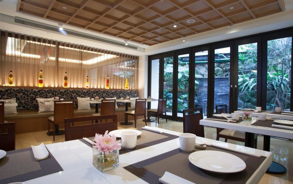 レストラン 写真