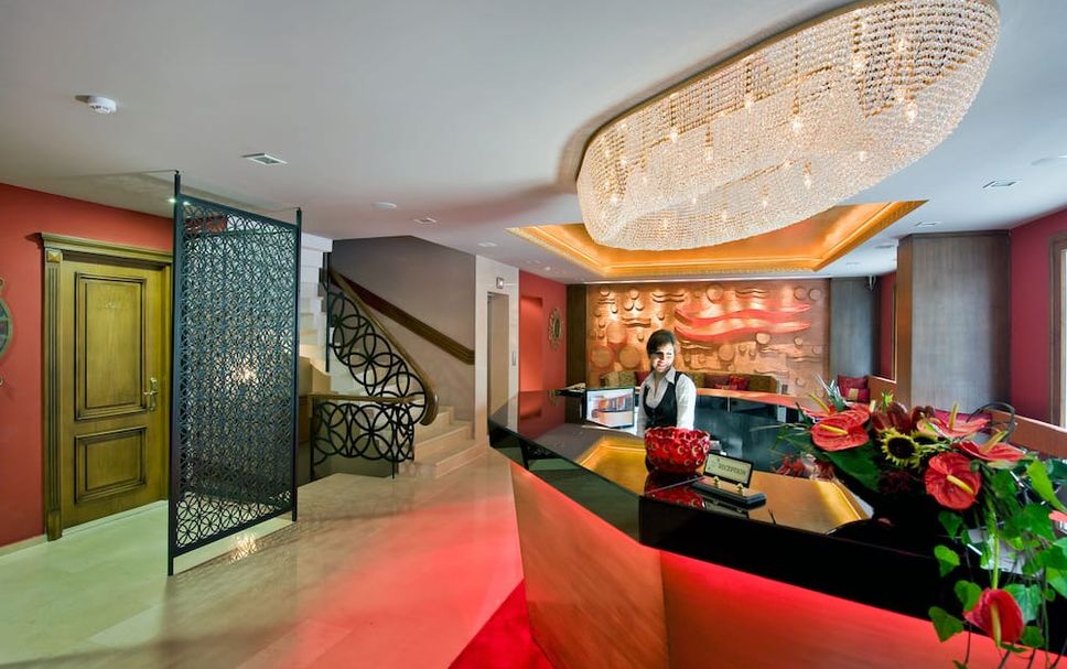 フロントデスク 写真